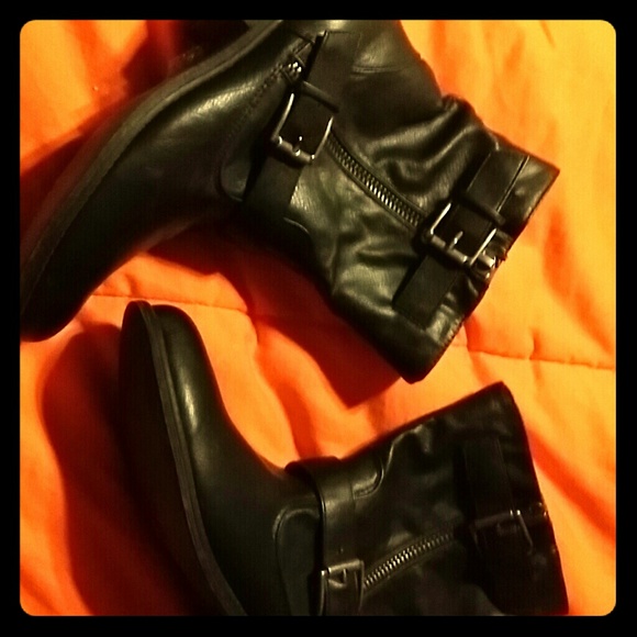 **Bundle***sold*** boots and jacket