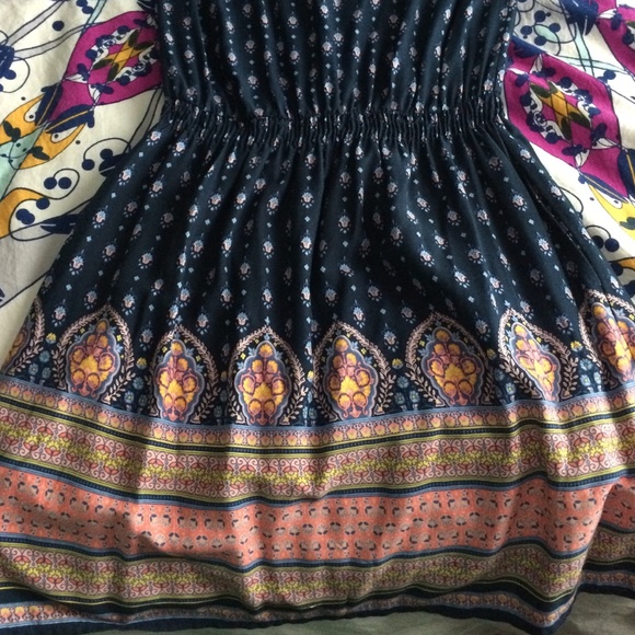 SOLD IN BUNDLE - Picture 2 of 4