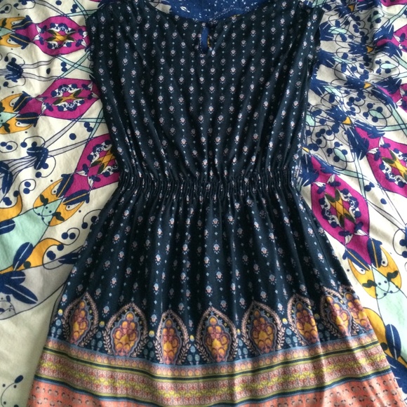 SOLD IN BUNDLE - Picture 4 of 4