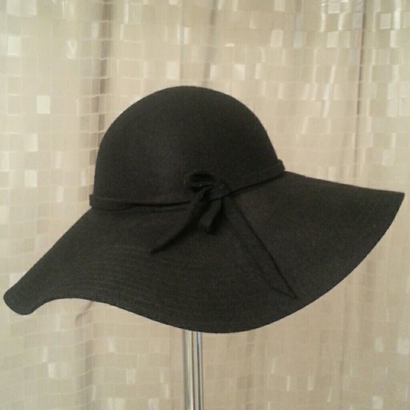 Floppy Hat