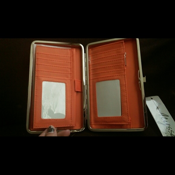 🚫SOLD IN BUNDLE🚫 - Picture 3 of 4