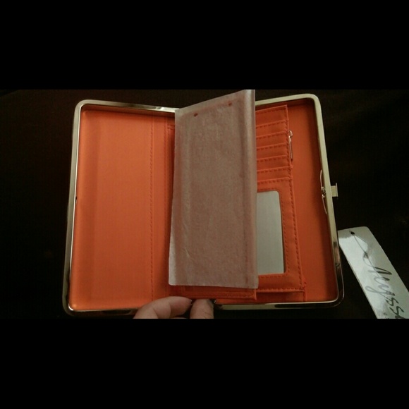 🚫SOLD IN BUNDLE🚫 - Picture 4 of 4