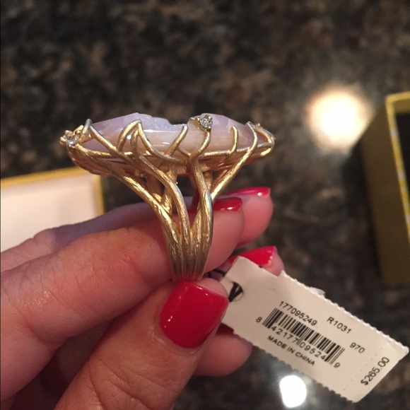 SOLD!! Kendra Scott StoneNestCocktailRing - Picture 2 of 4