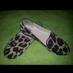 Leopard print flats