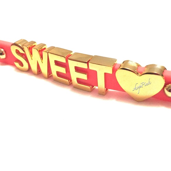 BCBGENERATION "Sweetheart" Bracelet. - Picture 1 of 4