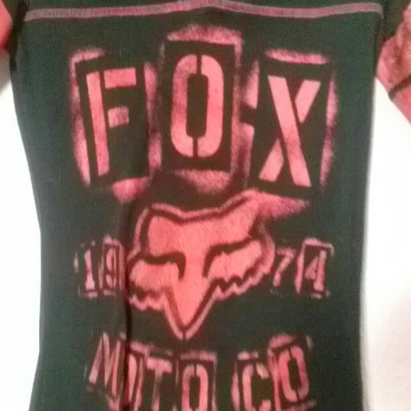 Fox t-shirt! Like New!