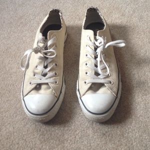 White converse