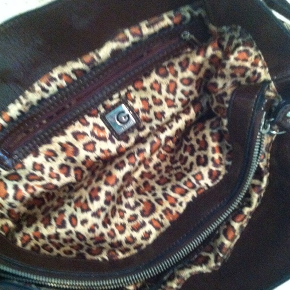 Guess Purse - Picture 2 of 4