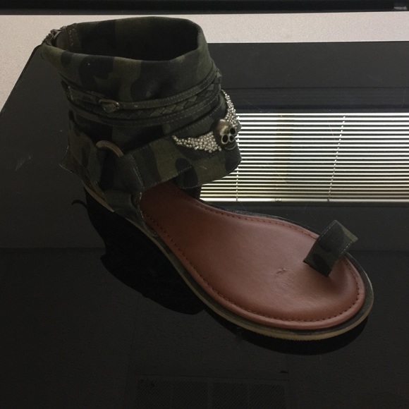Bamboo Army Sandal