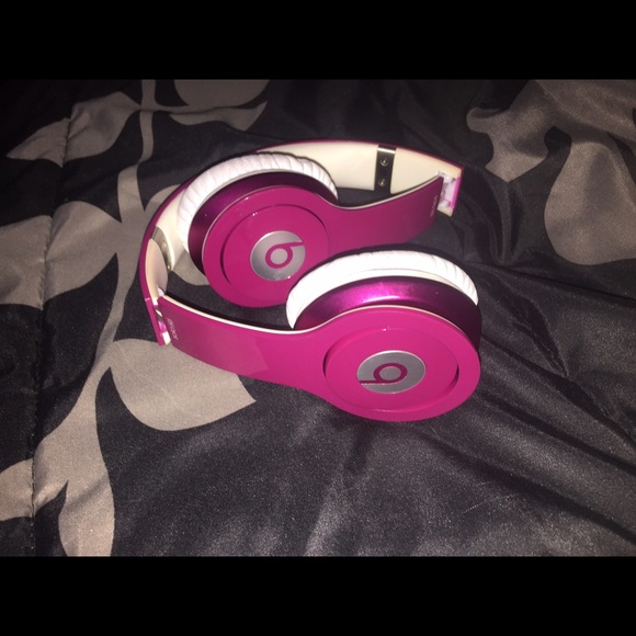 Pink Dr. Dre Beats - Picture 1 of 2