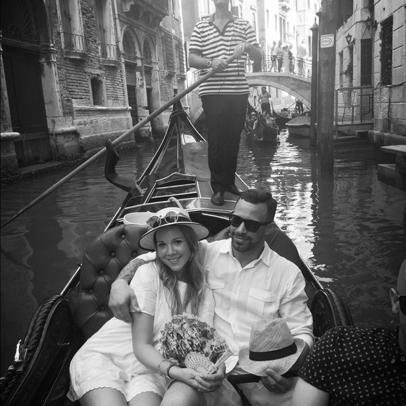 π MEET THE POSHER π - Picture 8 of 16