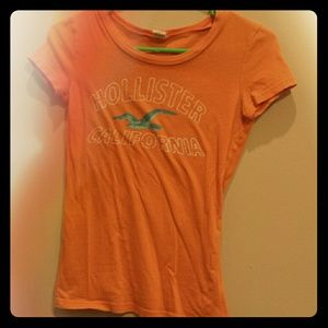 Hollister orange T