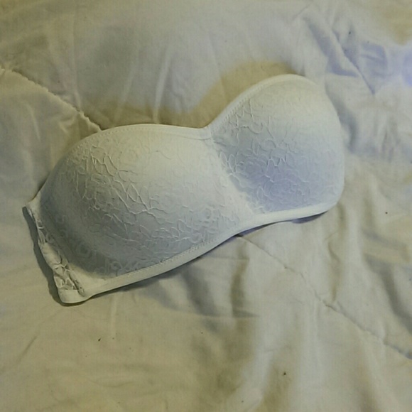 VS White strapless bra!