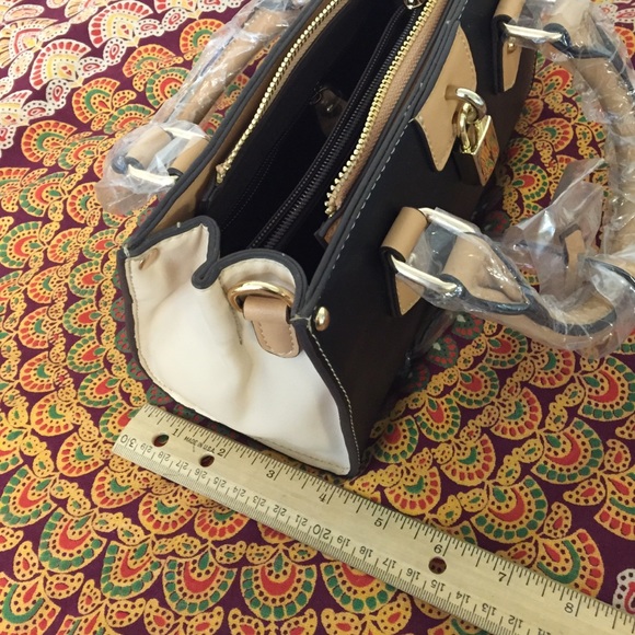 Black, beige, & nude colored leather handbag - Picture 3 of 4