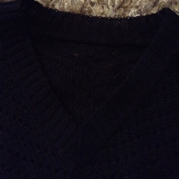 BLACK TOP - Picture 3 of 4