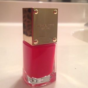 🎉SALE! 🎉 MK Glam Nail Lacquer