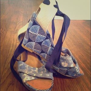 NWT Blue & White espadrilles! Sz. 7