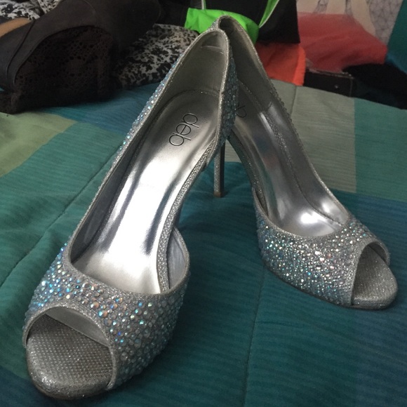 Sparkly prom shoes - Picture 2 of 4