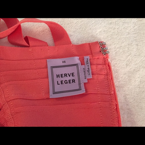 Herve Ledge Dress - Picture 4 of 4