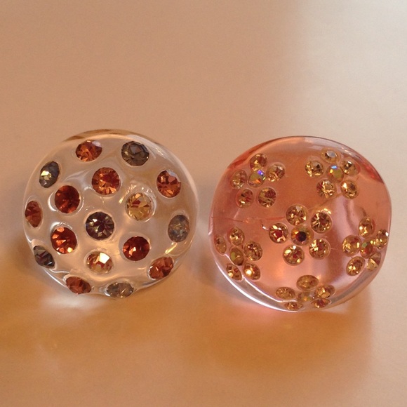 Adorable clear sparkle bubble ring duo!