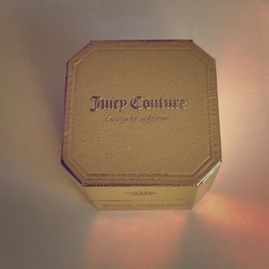 Juicy couture ring box