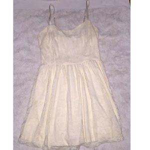 Forever 21 Cream Lace Overlay Dress