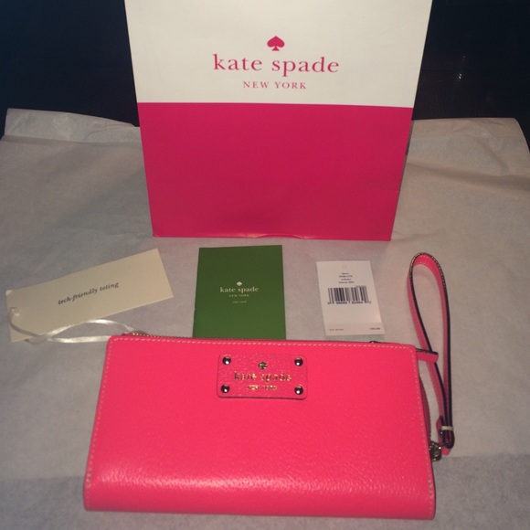 kate spade Clutches & Wallets - NWT Hot pink Kate spade wallet/Wristlet