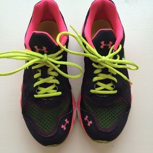 Under Armour Black & Neon pink/green trainers