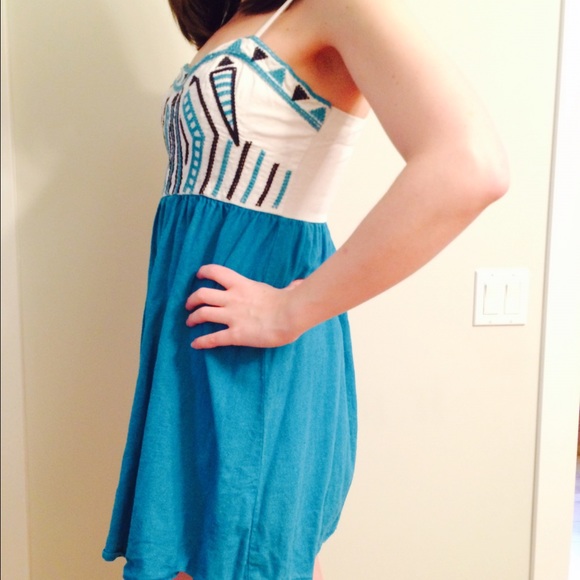 Staring at Stars brand from U/O! - Picture 2 of 4