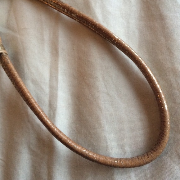 Gold Coach wristlet - Picture 2 of 4