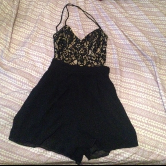 Romper - Picture 1 of 3