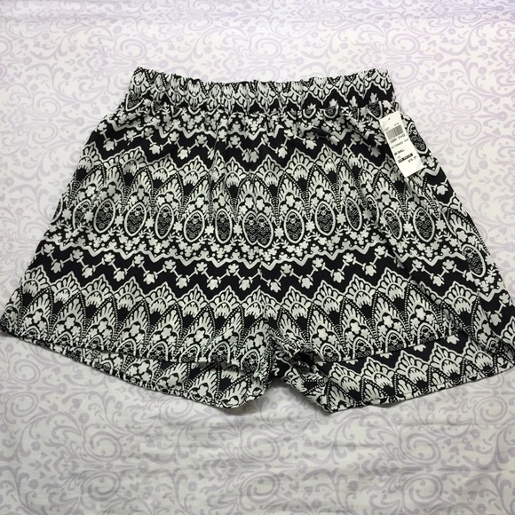 Flowy shorts