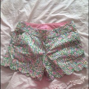 Lilly Pulitzer scallop Buttercup shorts