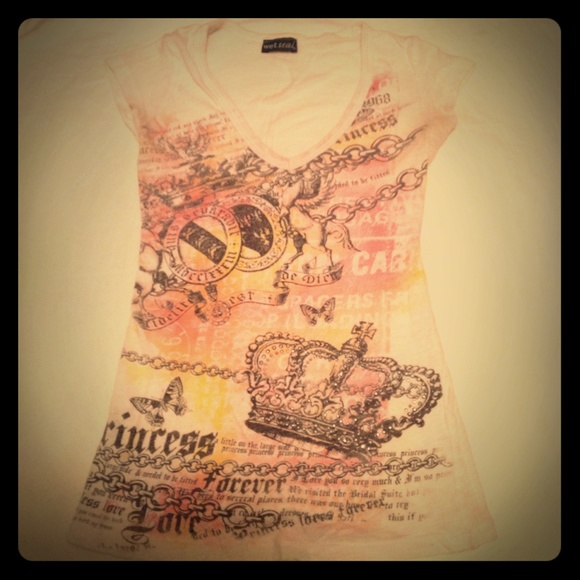 Wet seal short sleeve princess shirt