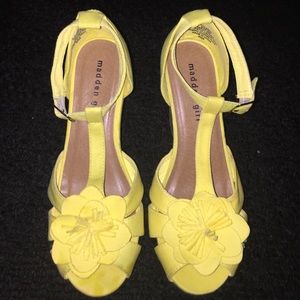 Yellow Steve Madden wedges
