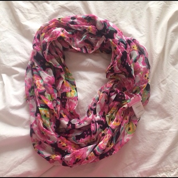 Lilly Pulitzer infinity scarf
