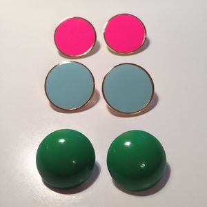 Colorful, sophisticated studs for pierced ears!