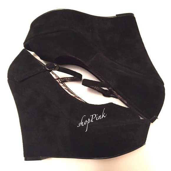 Steve Madden Wedges - Picture 2 of 4