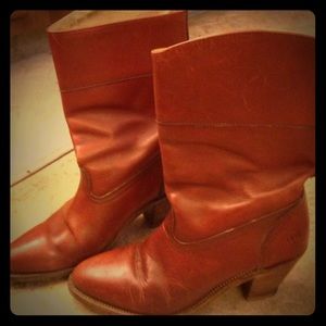 Gorgeous FRYE Boots!