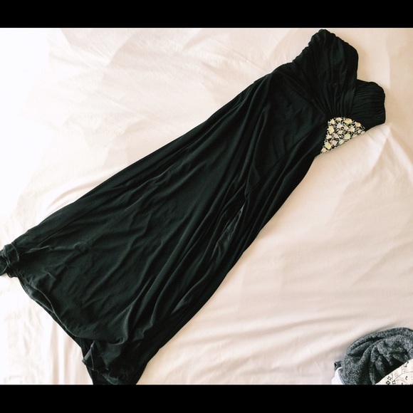 Black prom dress