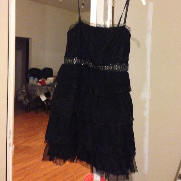 Little black dress - Picture 2 of 2