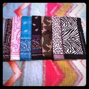Bandana Bundle!!! 💚💛💜💙