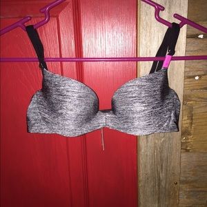 FINAL SALE Victoria secret light lift bra. NWT