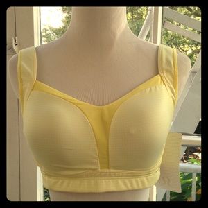 Lululemon Ta Ta Tamer II Sports Bra in Yellow