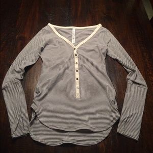 lululemon athletica long sleeved shirt.