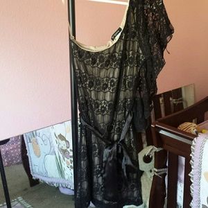 Black/nude lace dress