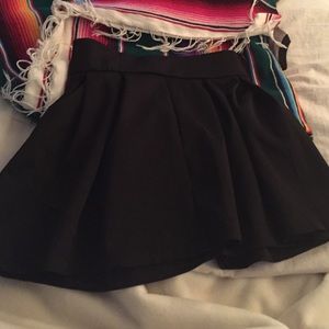 Black skater skirt