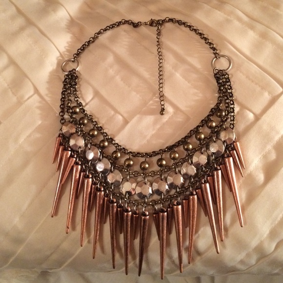🚫Sold🚫 Urban Outfitters Tribal Necklace