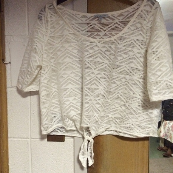 WHITE TRIBAL HALF SHIRT