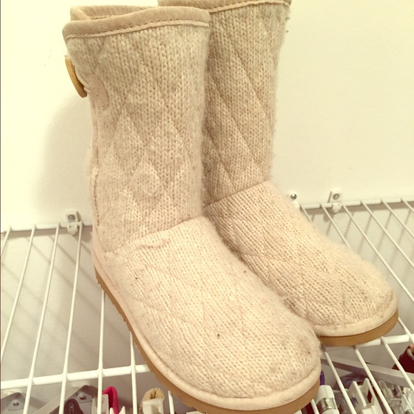 cream crochet UGGS
